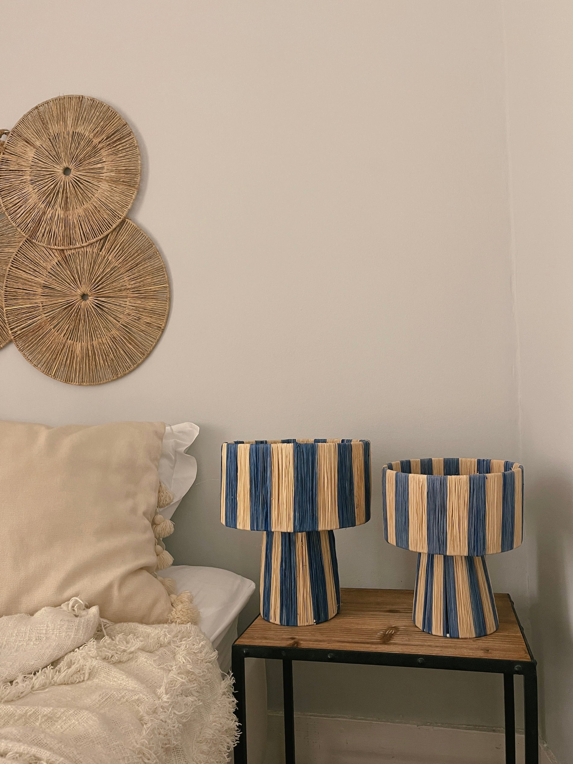 candeeiros de mesa às riscas