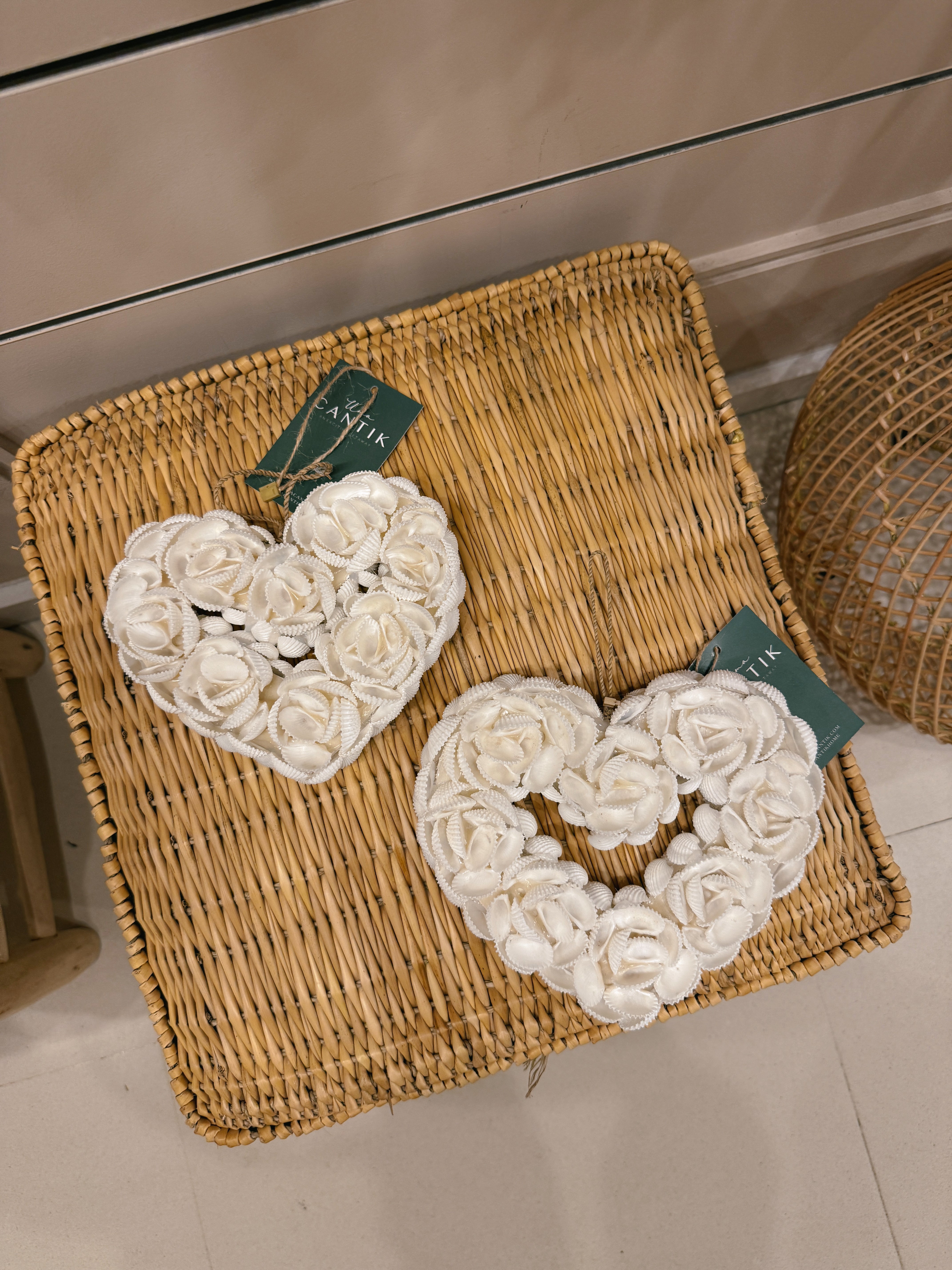 Heart Uma Cantik with shells - S