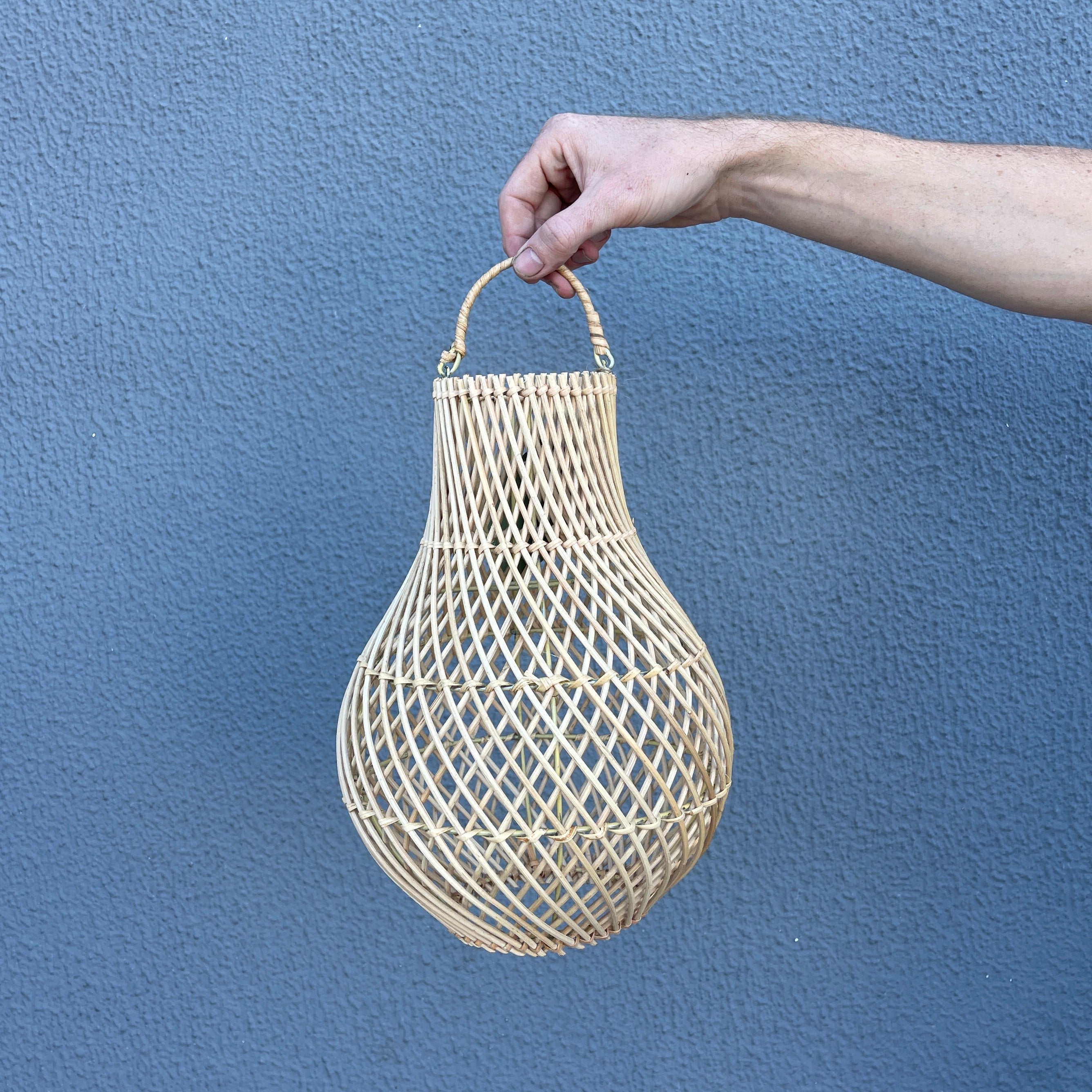 Rattan Lamp Lacluta Dua
