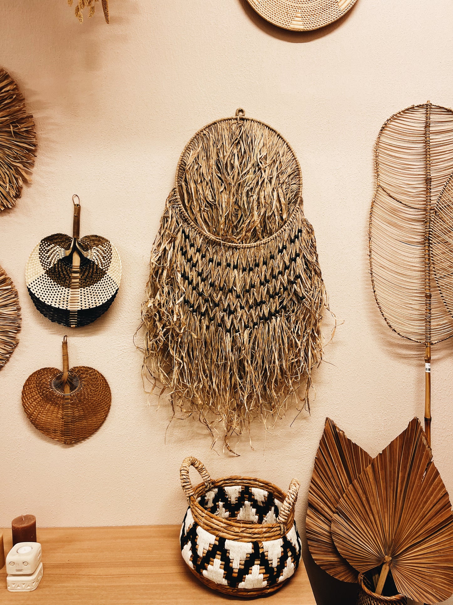 Beloi Seagrass Wall Decor