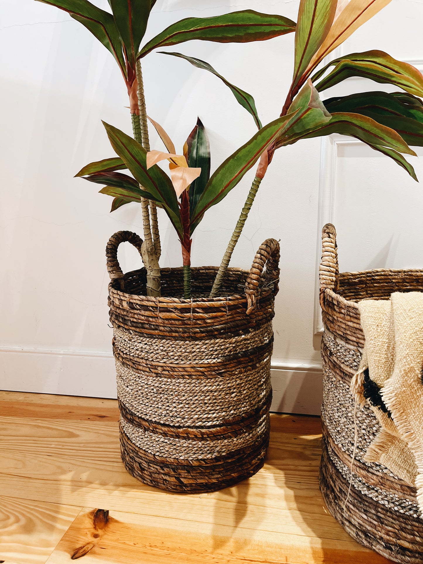 All Natural Basket - M