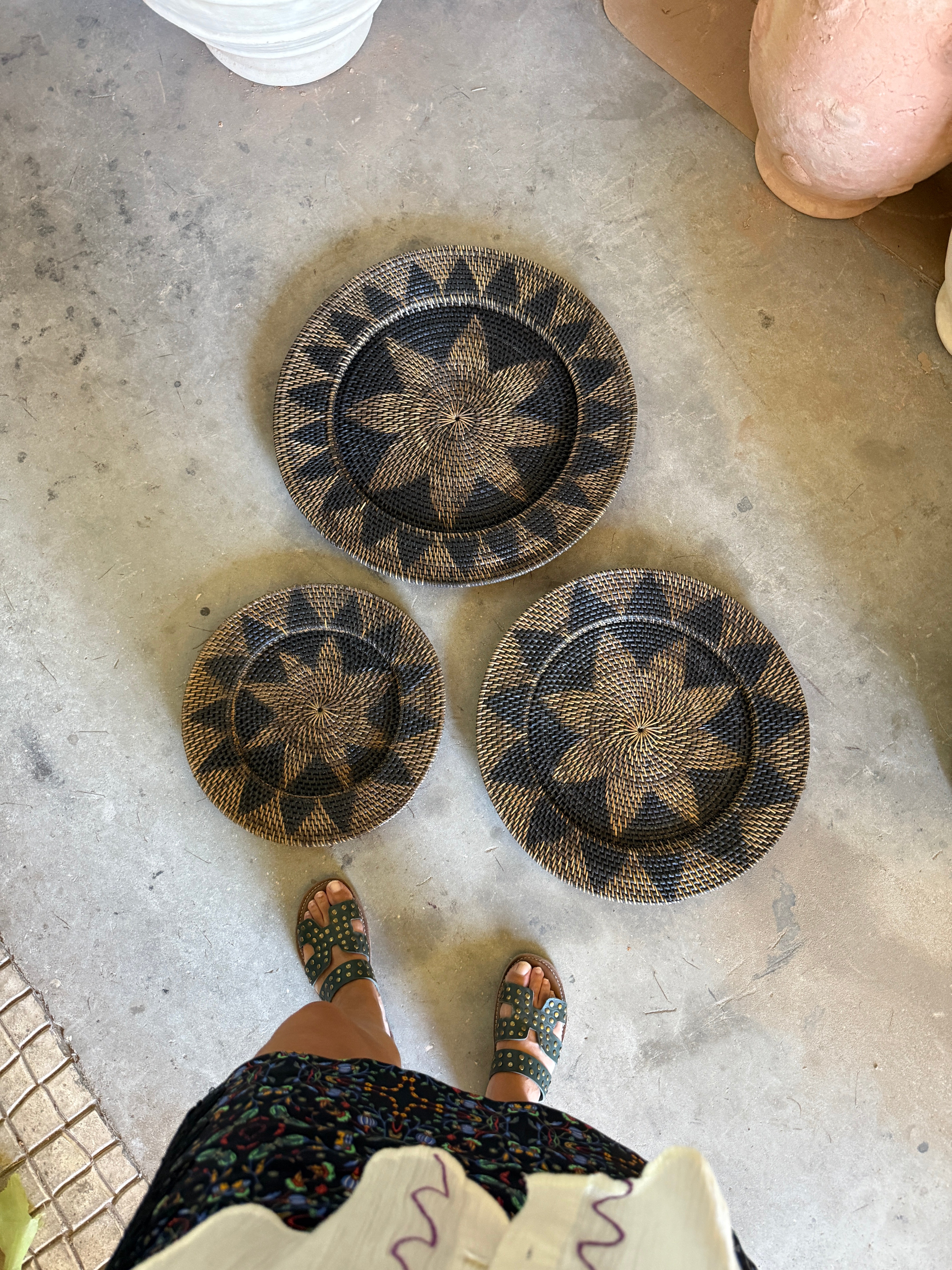 Lombok Black Wall Plate - 30cm