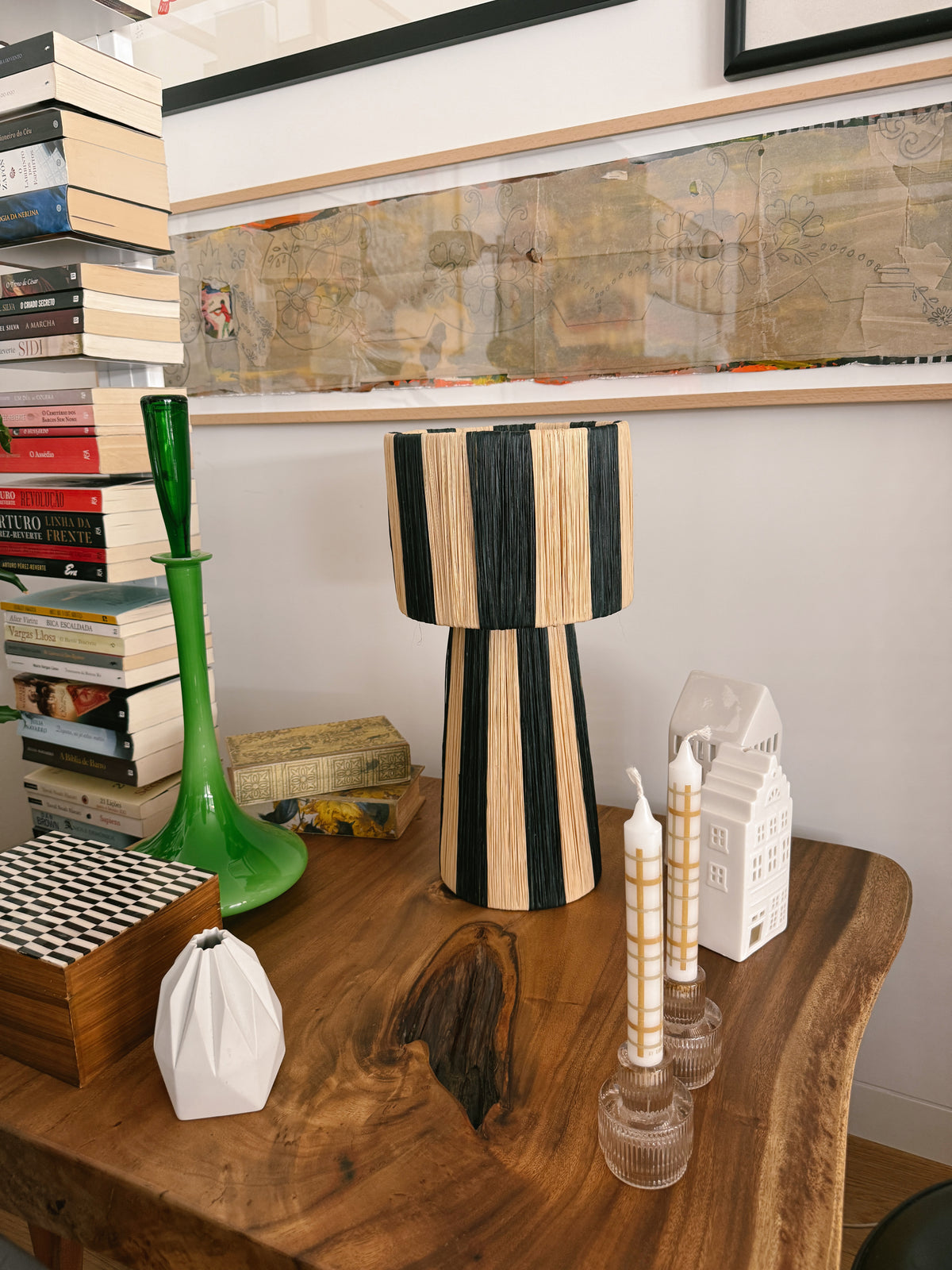 Candeeiro de Mesa Balibo Preto