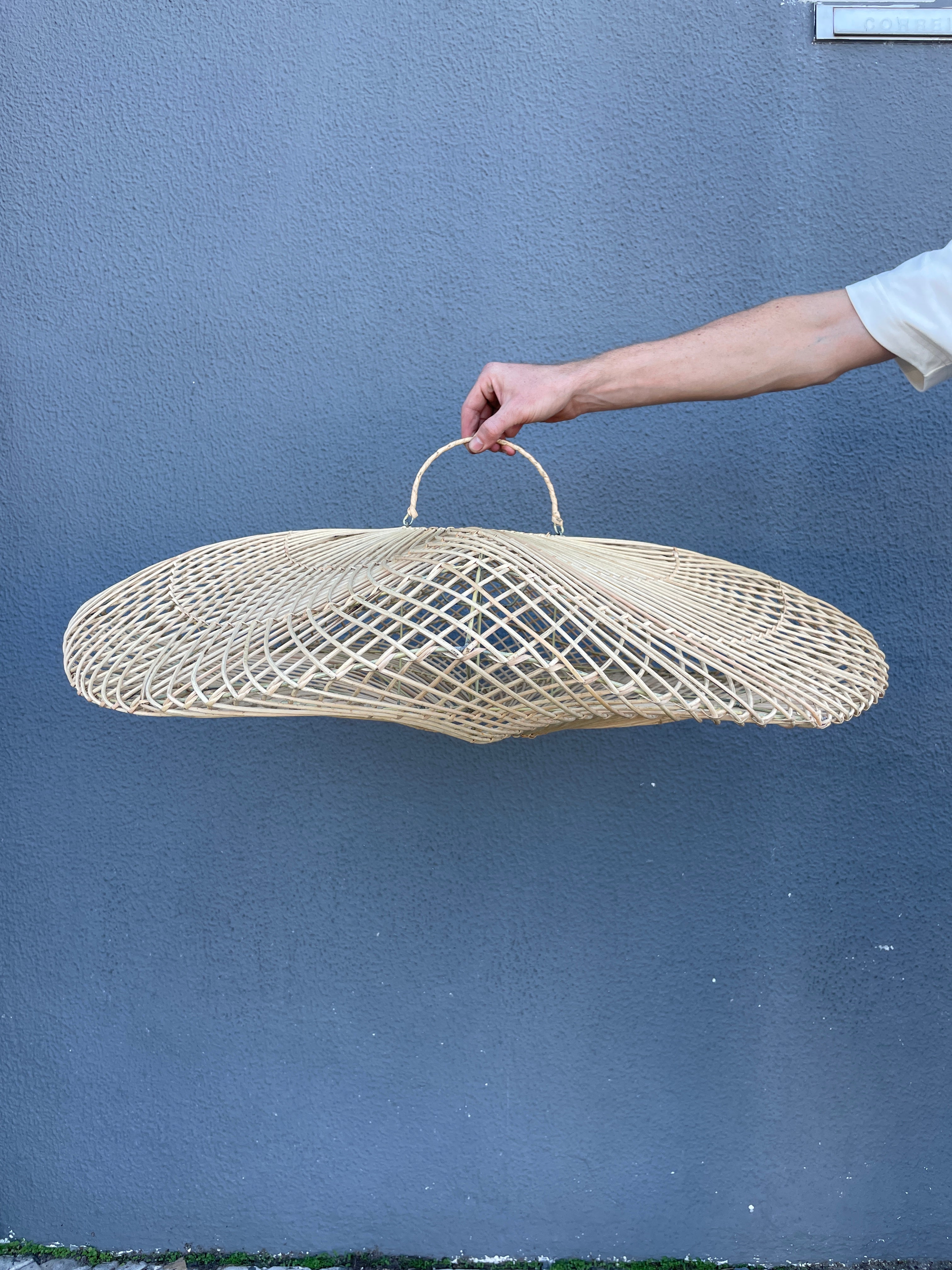 Lámpara de Rattan Laclo Disco Torcido - 60cm