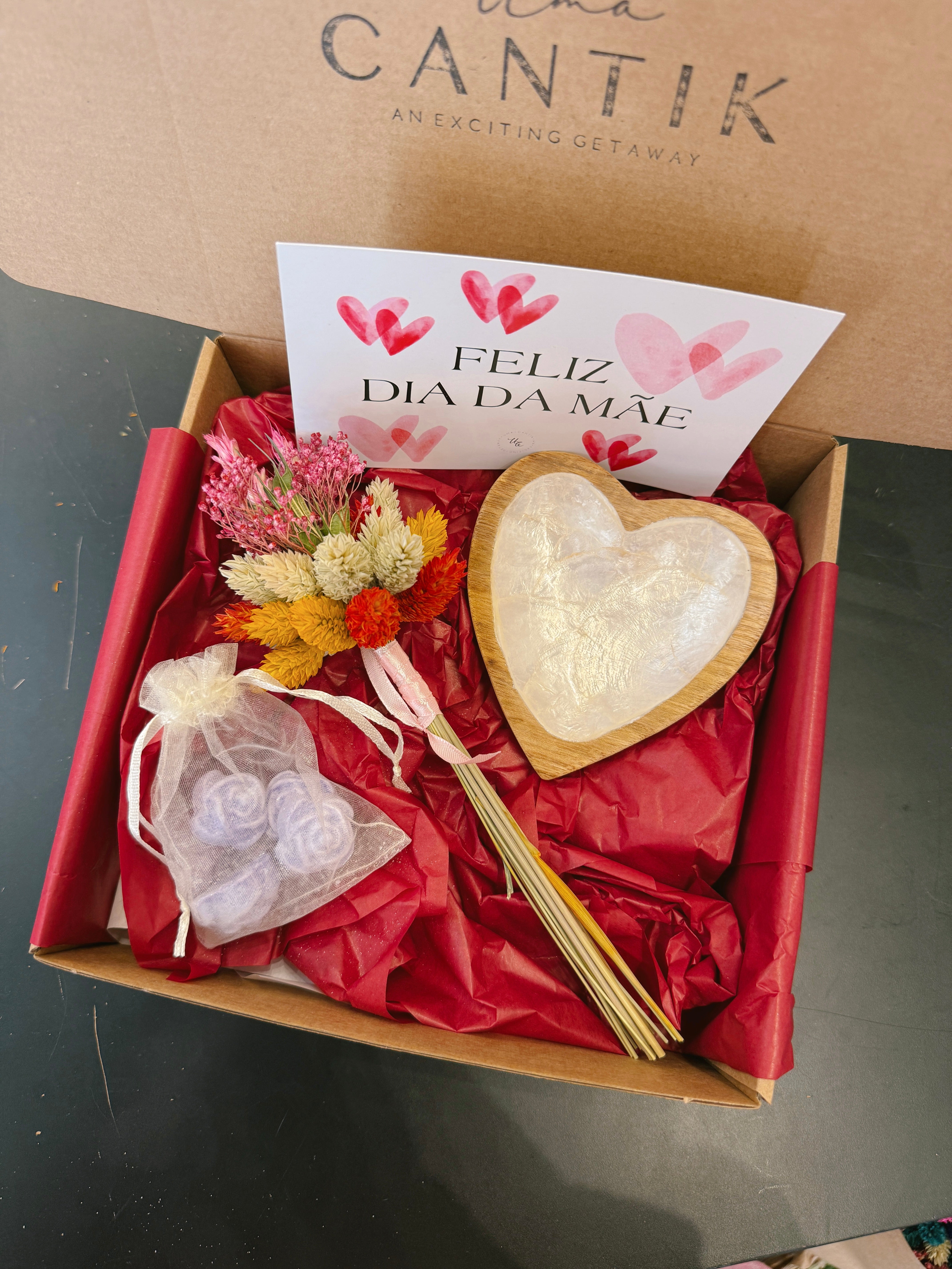 Gift Box Dia da Mãe - Love & Care