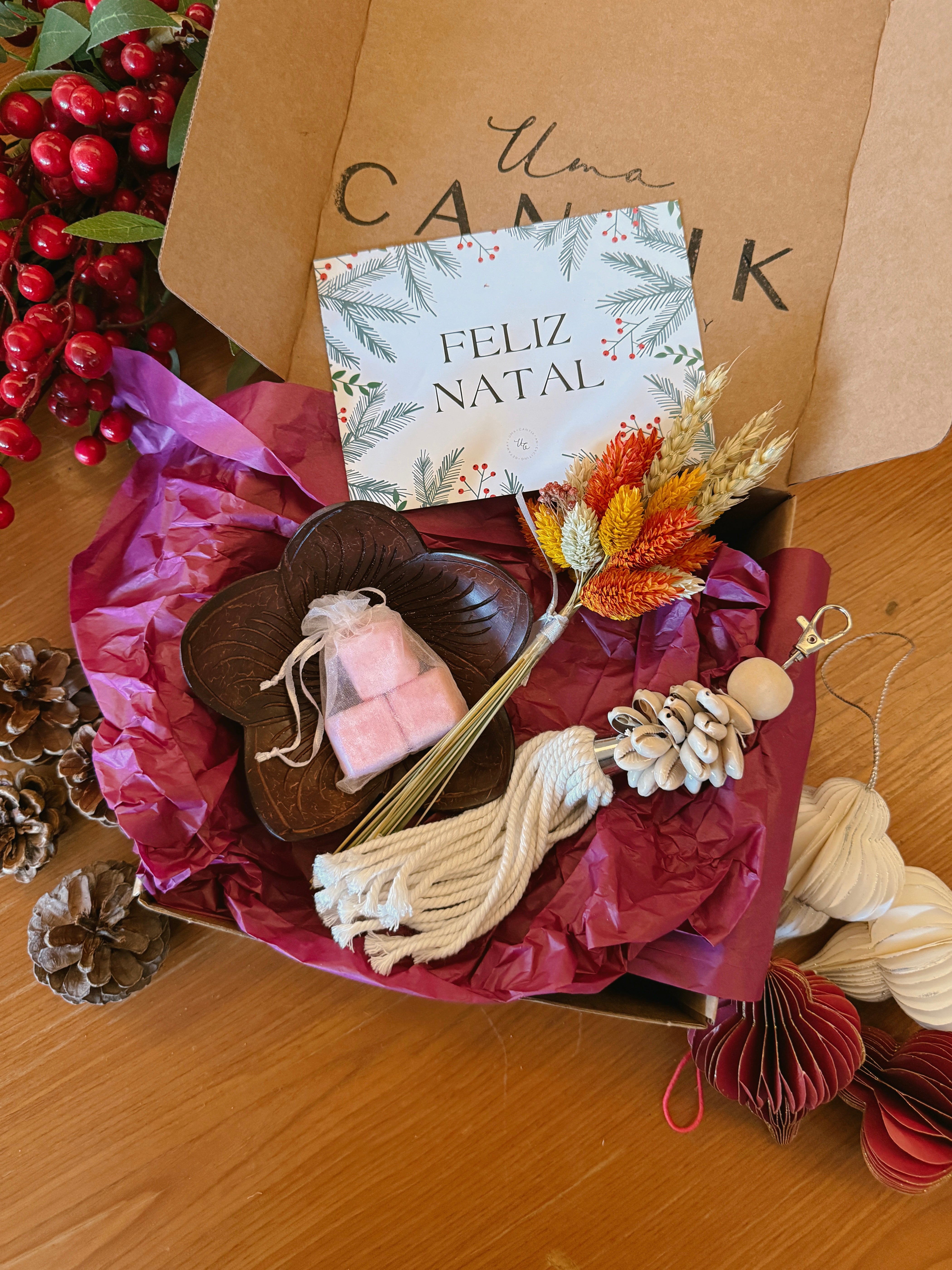 Gift Box #2 - Mix Decoração Coco e Porta-chaves